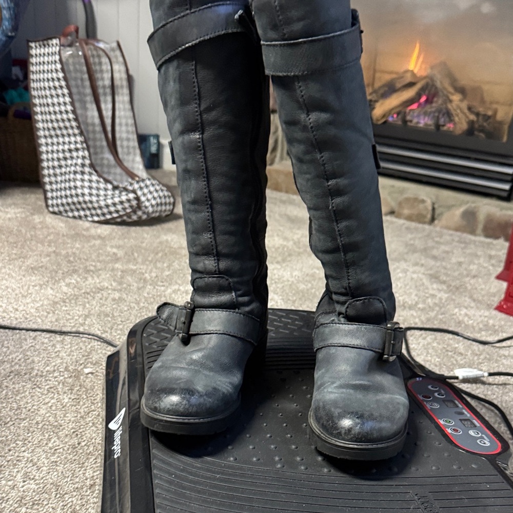 Women's Blue Buckle Heeled Boots